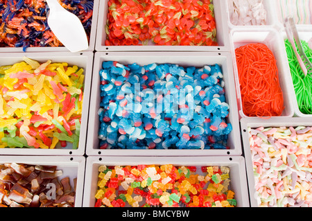 Détail de l'image des bonbons sur les ventes dans un marché Banque D'Images