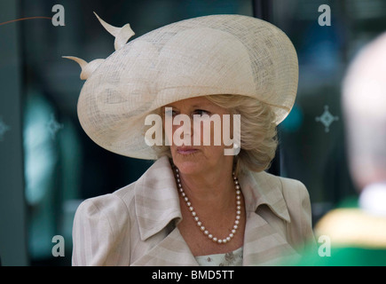 La Camilla, Duchesse de Cornouailles, épouse du Prince Charles le Prince de Galles sur une obligation officielle en 2009 Banque D'Images