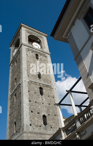 Tour de l'église collégiale de Sondrio - Lombardie - Italie Banque D'Images