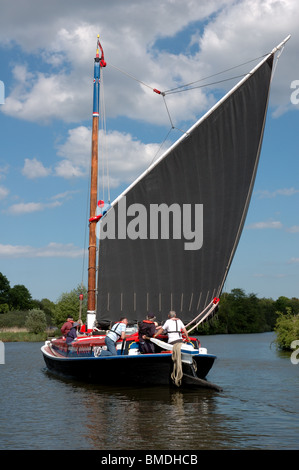 Norfolk historique sur l'Albion wherry commercial rivière Bure, Broads National Park Banque D'Images