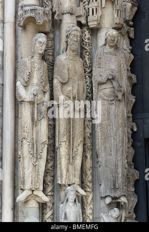 SCULPTURES DE LA cathédrale de Chartres Chartres, France Banque D'Images