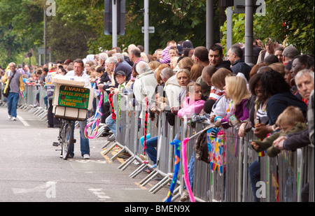 Vendeur de rue au Carnaval International Luton Banque D'Images