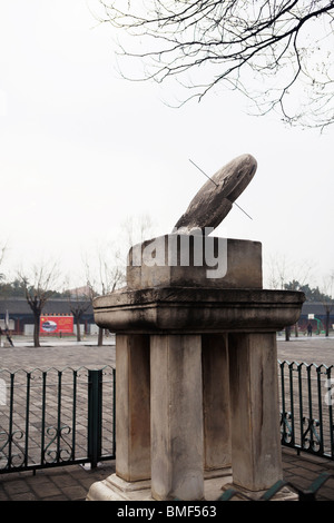 Close-up de cadran solaire, Sun Yat Sen Park, Beijing, Chine Banque D'Images