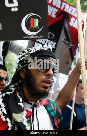 Flottille de Gaza Mars, Whitehall, Downing Street, à l'extérieur, Londres, de protestation contre l'assassinat de neuf militants par des soldats israéliens Banque D'Images