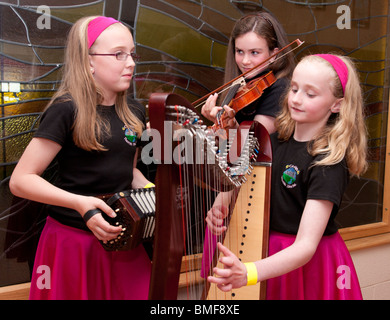 Concurrent au comté de Limerick Fleadh Ceol Concours de musique irlandaise, 5 juin 2010, l'hôpital le comté de Limerick, Irlande Banque D'Images