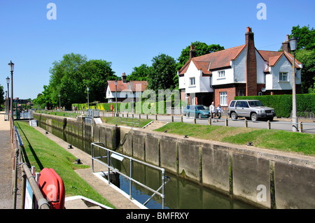 Teddington Lock, London Borough of Richmond upon Thames, Grand Londres, Angleterre, Royaume-Uni Banque D'Images