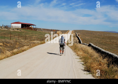 La façon d'argent marche pèlerin ou via de la Plata à Santiago en Caceres province. Région de l'Estrémadure, Espagne Banque D'Images