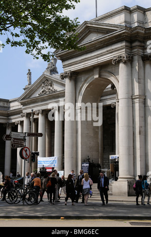 Bank of Ireland sur College Green Dublin Ireland Banque D'Images