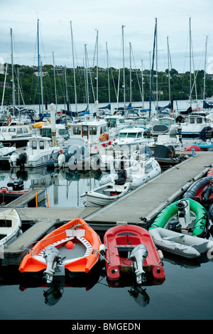 Kinsale Marina, du temps le soir. Le comté de Cork en Irlande Banque D'Images