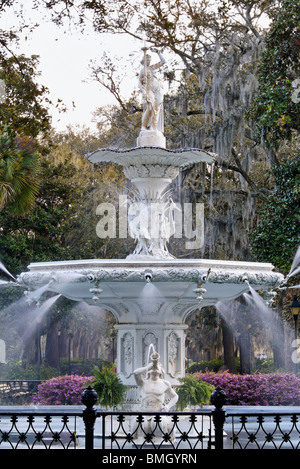 La fontaine à Forsyth Park à Savannah, Géorgie Banque D'Images