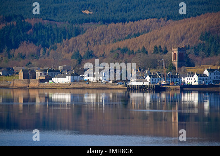 Recherche à travers le Loch Fyne de Inveraray, Argyll and Bute, Ecosse Banque D'Images