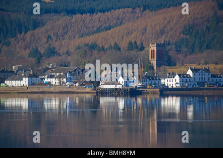 Recherche à travers le Loch Fyne de Inveraray, Argyll and Bute, Ecosse Banque D'Images