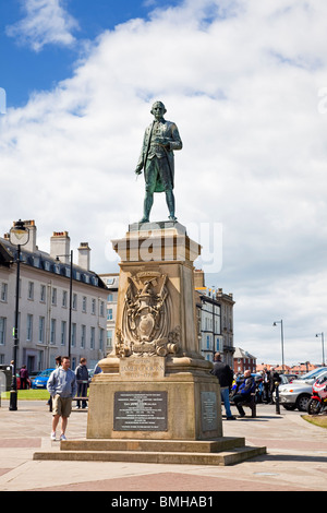 Captain Cook monument à Whitby, North Yorkshire Angleterre UK Banque D'Images