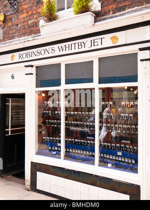 Magasin de vente à Whitby Whitby traditionnel Jet Centre, North Yorkshire Angleterre UK Banque D'Images