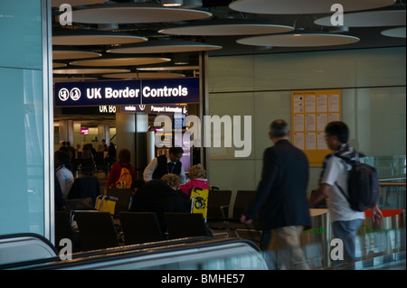 London Heathrow Airport Terminal 5 - UK Border Banque D'Images