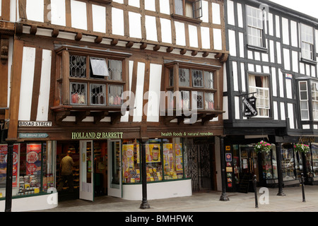 Afficher le long de Broad Street Ludlow Shropshire UK Banque D'Images