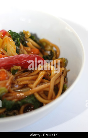 Chow mein aux légumes Banque D'Images