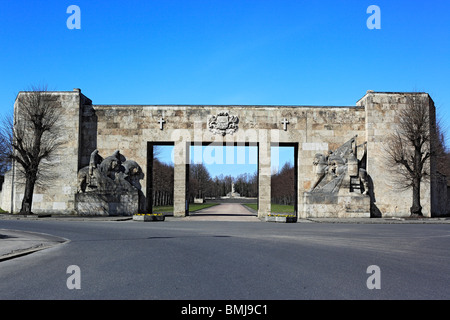 Frères' (Frères) memorial cemetery, Riga, Lettonie Banque D'Images