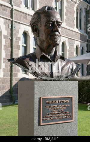 William Sutton buste en bronze du "Douze héros locaux' par le sculpteur Mark Whyte. Centre des arts de Christchurch, en Nouvelle-Zélande. Banque D'Images