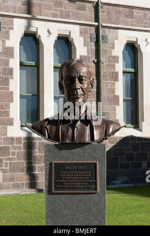 William Sutton buste en bronze du "Douze héros locaux' par le sculpteur Mark Whyte. Centre des arts de Christchurch, en Nouvelle-Zélande. Banque D'Images