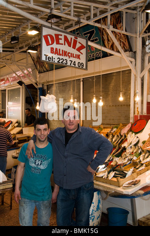 Bursa Kapali Baz l'ICCRA Bazar Marché de l'Anatolie en Turquie Banque D'Images