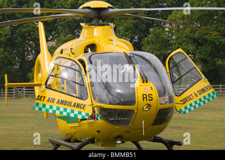 Dorset et Somerset (d'ambulance aérienne par hélicoptère Eurocopter EC 135 T2 +) Banque D'Images