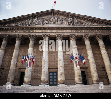Assemblée Nationale, Paris, France. Anciennement Palais Bourbon, construit 1722-28. Banque D'Images