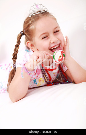 Portrait de jolie princesse habillé pour masquerade Banque D'Images