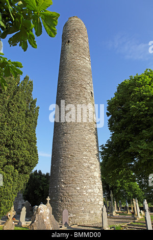 Tour ronde à Monasterboice monastère près de Drogheda, co Louth, République d'Irlande Banque D'Images