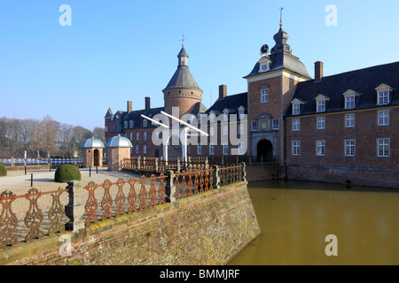 Anholt Wasserschloss mit en Zugbruecke Isselburg-Anholt, Münster, Niederrhein, Nordrhein-Westfalen Banque D'Images