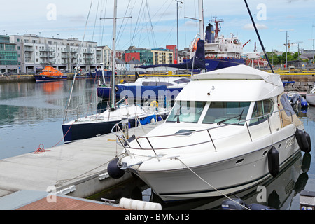 Port de la ville de Galway, en République d'Irlande Banque D'Images