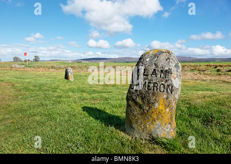 Pierre tombale jacobite du Clan Cameron sur le champ de bataille de Culloden, près d'Inverness, Highland, Scotland, UK Banque D'Images