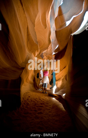 Les touristes à Antelope Canyon, Page, Arizona Banque D'Images