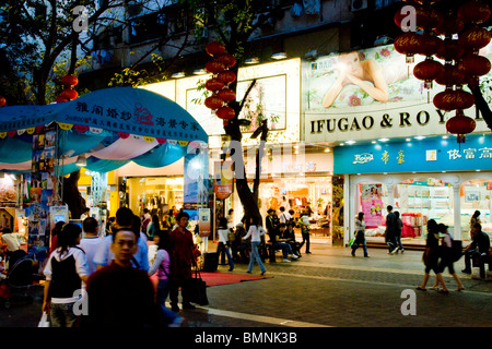 Chine Guangzhou Canton Shopping soirée scène Banque D'Images