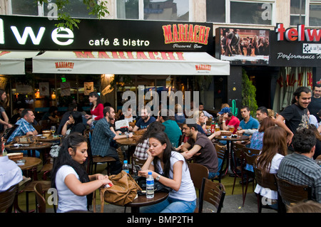 Kizilay Ankara Turquie étudiants turcs Bar Pub Cafe Banque D'Images