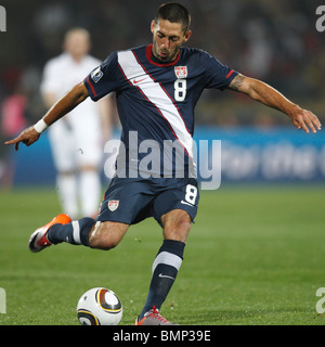 CLINT DEMPSEY US & NEW ENGLAND REVOLUTION WORLD CUP KAISERSLAUTERN GERMANY  17 June 2006 Stock Photo - Alamy