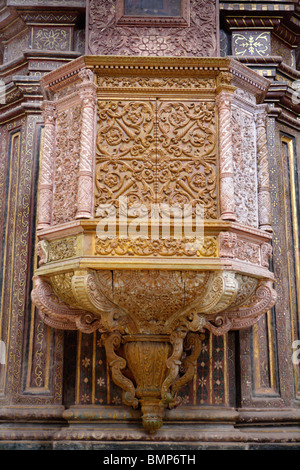 Balcon ; Eglise de Saint François d'assise ; construit en 1521 A.D. ; Site du patrimoine mondial de l'UNESCO ; Old Goa Velha Goa ; Inde ; Banque D'Images