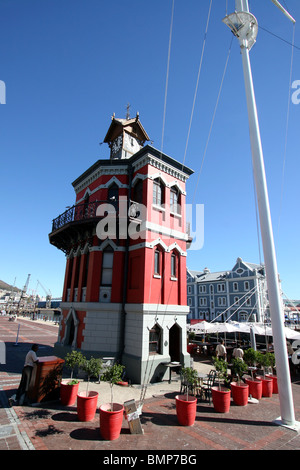 Tour de l'horloge, le Victoria and Alfred Waterfront, Cape Town, Afrique du Sud. Banque D'Images