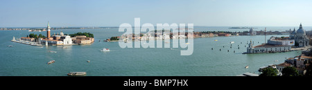 Venise, italie, vue panoramique de san giorgio maggiore et Giudecca vu de l'île de Venise Banque D'Images