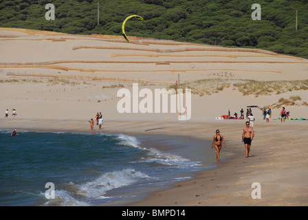 Afficher le long de la plage, la plage de Valdevaqueros, Tarifa, Costa de la Luz, Province de Cadiz, Andalousie, Espagne, Europe de l'Ouest. Banque D'Images