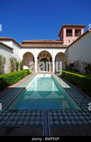 L'Alcazaba de Malaga, Palais Nasrides, le Patio de la Alberca, Malaga, Costa del Sol, la province de Malaga, Andalousie, Espagne, Europe. Banque D'Images