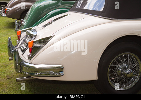 Voiture sport classique Jaguar XK150 Banque D'Images