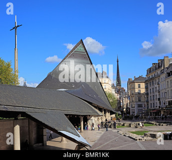 L'église moderne de Sainte Jeanne d'Arc, Rouen, Seine-Maritime, Haute-Normandie, France Banque D'Images