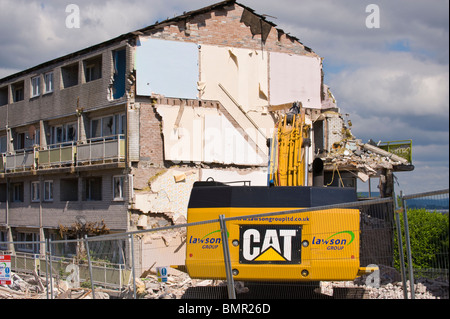 Démolition de la tristement célèbre Conseil Banques Billy housing estate à Penarth Vale of Glamorgan South Wales UK Banque D'Images