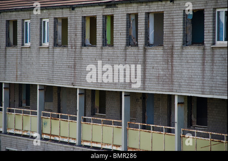 Démolition de la tristement célèbre Conseil Banques Billy housing estate à Penarth Vale of Glamorgan South Wales UK Banque D'Images