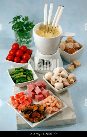 Fondue mixte. Recette disponible. Banque D'Images