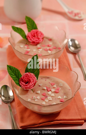 Roses crème. Recette disponible. Banque D'Images