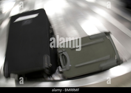 Bagages dans la zone de réclamation des bagages Banque D'Images