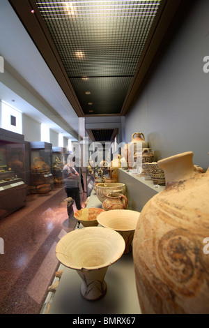 Début de la poterie cycladique, Musée Archéologique National, Athènes, Grèce Banque D'Images