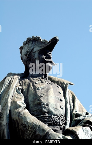 Une statue dans le cimetière de Recoleta Banque D'Images